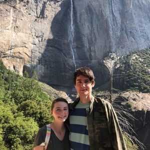 Meet your Posher, Abigail